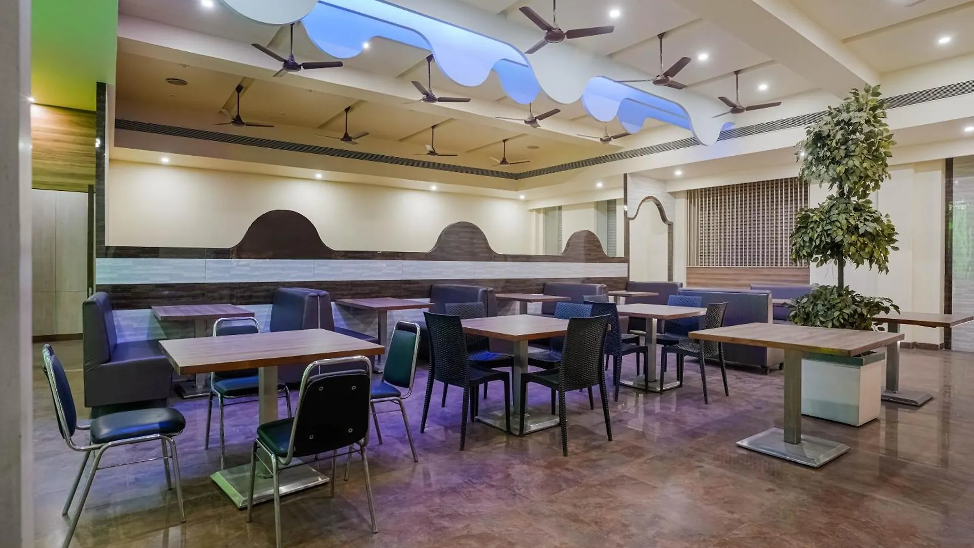 ****  Hotel Aerotech Plaza New Delhi India