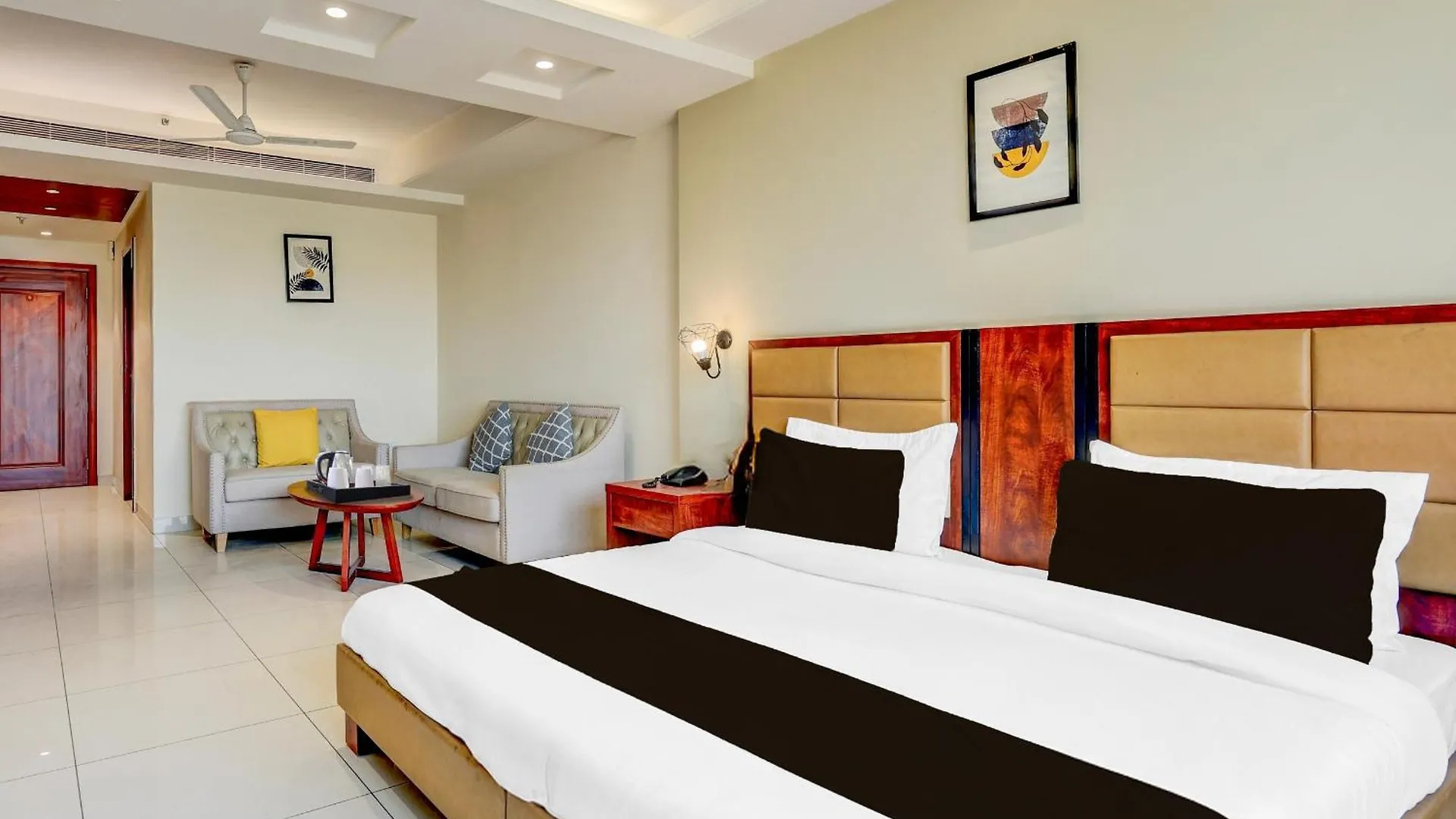 Hotel Aerotech Plaza New Delhi