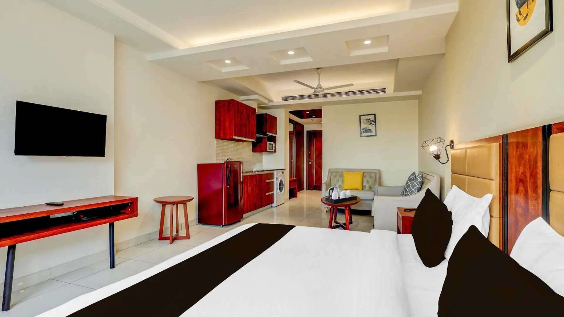 Hotel Aerotech Plaza New Delhi 4*,
