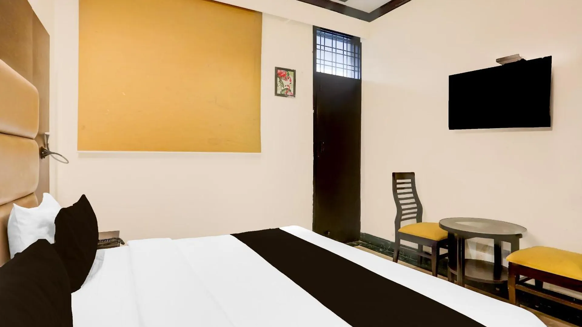 Hotel Aerotech Plaza Nuova Delhi 4*,  India